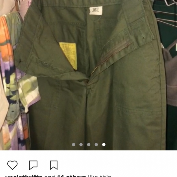 Brandy Melville Cargo pants - Picture 4 of 4